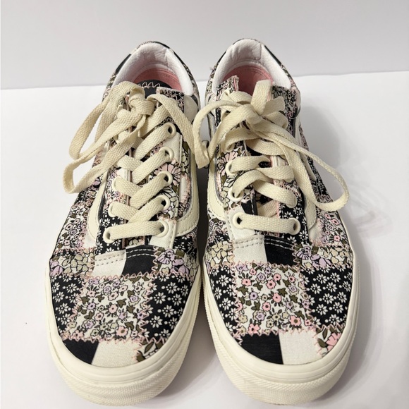 Vans Old Skool Patchwork Floral Women’s Sneakers - Picture 3 of 7